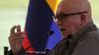 El máximo líder del ELN amenaza a una periodista colombiana por sus críticas