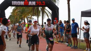 Más de 1,500 triatletas de todo el mundo competirán en Panamá en busca de un cupo al Mundial de IRONMAN 70.3.