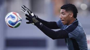 El arquero Orlando Mosquera confía en que Panamá llegará lista al Mundial tras el último ensayo frente a Bosnia y Herzegovina este sábado.