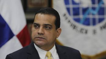 El exministro Luis Ernesto Carles.