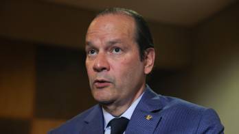 El canciller Javier Martínez-Acha durante su visita en Asunción, donde abordó la crisis en el estrecho de Ormuz y sus efectos globales.