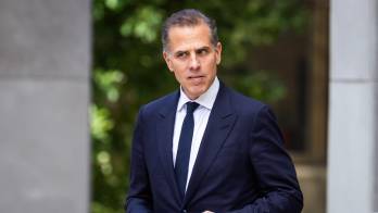 Fotografía de archivo en la que se captó a Hunter Biden, hijo del expresidente estadounidense Joe Biden, en Wilmington (Delaware, EE.UU.). EFE/Jim Lo Scalzo
