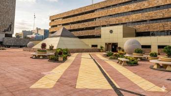 Plaza de la Justicia de Costa Rica. Celso Gamboa fue funcionario judicial.