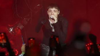 El cantante mexicano Peso Pluma, en una fotografía de archivo. EFE