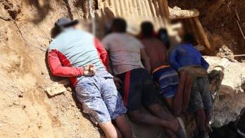 Los 4 hombres aprehendidos.