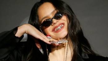 Rosalía se convierte en la primera artista en ganar dos veces el Best Latin Rock Album