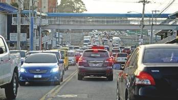 Vehículos autónomos pueden evitar solo un tercio de los accidentes de tráfico