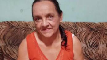 Elena Barría había quedado atrapada bajo los escombros después de que una pared de su casa se desplomara.