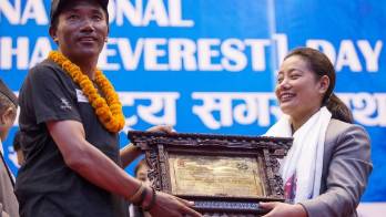 Tres días después de su 23 cima al Everest, Kami Rita buscará un nuevo récord