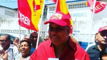 Estuvo acompañado de simpatizantes.