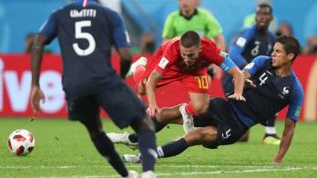 Francia se impuso nuevamente en un partido con el marcador por la mínima .