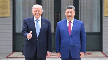 PEKÍN, 15/05/2026.- El presidente de los Estados Unidos, Donald J. Trump (i), junto al presidente chino, Xi Jinping (d), en Zhongnanhai, Pekín.