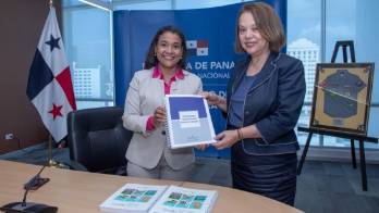 Embajadora de Panamá en la Unesco recibe propuesta sobre la ruta colonial&nbsp;