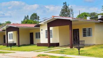 La propuesta de los diputados es dividir al país en dos zonas para que las personas tengan la oportunidad de compar una vivienda. En la zona 1 estarían las provincias de Panamá y Colón.