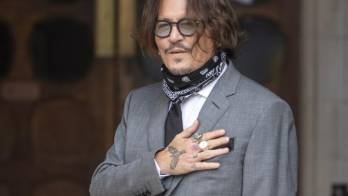 Winona Ryder y Vanessa Paradis aseguran que Johnny Depp no fue violento con ellas
