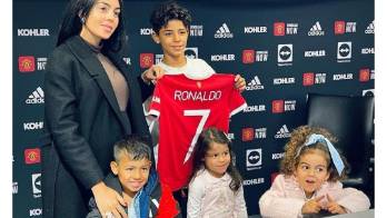 Hijo de Cristiano es fichado por el Manchester United a sus 11 años de edad
