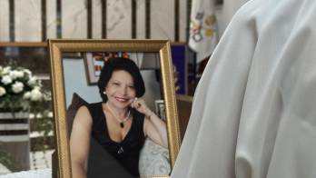 Despedida de la profesora Griselda López causa nostalgia en amigos, alumnos y familiares