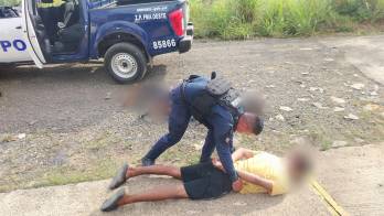 La Policía Nacional capturó a tres sospechosos tras un robo a mano armada ocurrido en Santa Rita, distrito de La Chorrera.