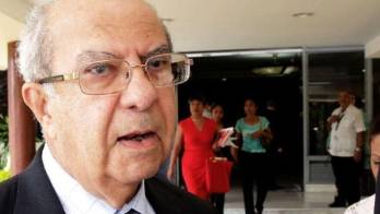 García de Paredes fue indagado este viernes dentro de la investigación referente a los terrenos de la Facultad de Agronomía en Tocumen.