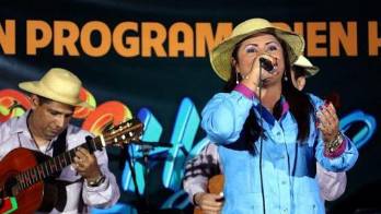 Esas tardes de cantadera