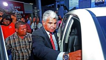 Le dan libertad al exministro José Raúl Mulino tras casi seis meses preso