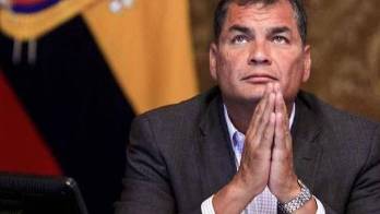 Ecuador solicita a Interpol el arresto del expresidente Rafael Correa
