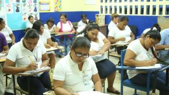 Las clases son de lunes a jueves.