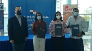 Firman convenio para proteger y divulgar el derecho de autor