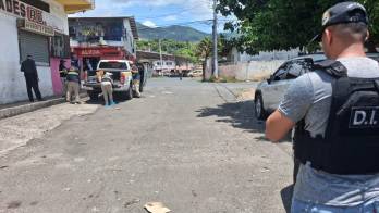 Mientras los heridos permanecen bajo atención médica especializada en el Hospital Santo Tomás, las autoridades judiciales han iniciado las investigaciones correspondientes.