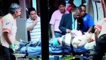 Fue llevado a Policlínica en Bella Vista y, posteriormente, al Hospital Santo Tomás.