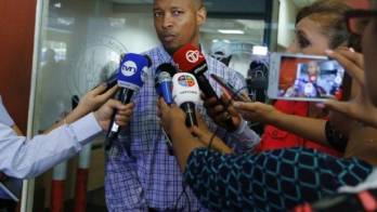 ¡En guerra avisada no muere soldado!