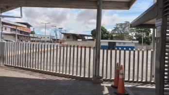 Las protestas y cierre de vías hacen que MiBus suspenda servicio de transporte