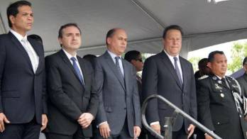 Rogelio Donadio (Primero de izquierda a derecha en la pantalla).