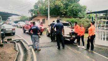 Buscan a un hombre y un menor de edad desaparecidos en el Lago Gatún