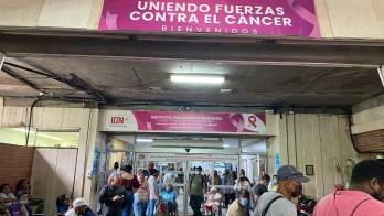 Ernestina enfrenta problemas de salud, al igual que su hija, quien padece cáncer.