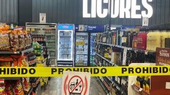El decreto ordena el cierre de los establecimientos comerciales clasificados como nivel 2 el viernes Santos.