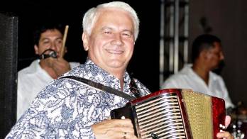 Acompaña a Ulpiano Vergara en La Chorrera.