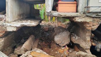 El terremoto del 9 de octubre también golpeó los cementerios de Soná, donde unas 55 bóvedas quedaron destruidas.