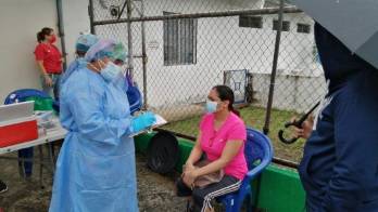 Sucre sigue apretando. Vienen más cuarentenas totales