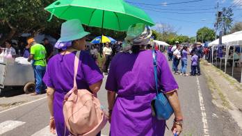 Creyentes de todo el país acuden a la tradicional veneración del Cristo Nazareno de Atalaya.