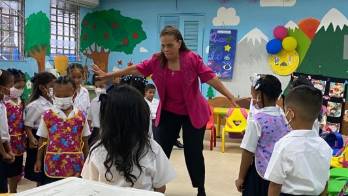 Un nuevo año escolar comienza en Panamá. Abren las puertas a la sabiduría y el conocimiento