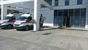 El joven fue trasladado para recibir atención médica tras resultar herido de bala en una pierna.