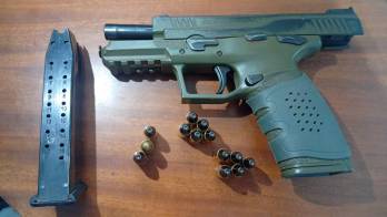 Operativos policiales dejaron aprehendidos y armas decomisadas en Colón.