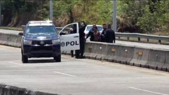 Unidades policiales desplegaron un operativo en el sector de Las Trancas, en San Miguelito, tras una balacera que dejó a un estudiante herido y culminó con la captura de un sospechoso.