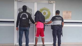 Fue detenido en Bisvalles.