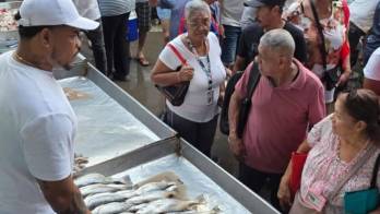 Román Torres en su jornada laboral.