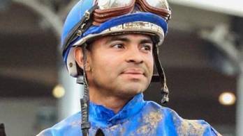 En mayo, Luis Sáez volvió a hacer historia al ganar la 151ª edición del Kentucky Oaks, sobre los lomos de “Good Cheer”.