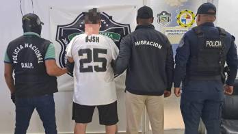 Se conoció que el extranjero mantenía vigente una alerta roja de Interpol.