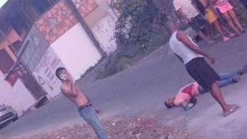 Efraín Martínez, de 24 años, fue asesinado en el sector 5 de Samaria. El presunto responsable es un menor de 17 años vinculado a una banda rival.