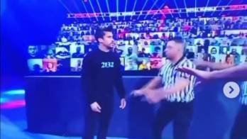 Bad Bunny se destaca cantando “Booker T” en el Royal Rumble 2021&nbsp;